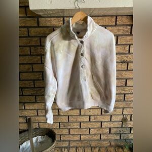 Universal thread pullover